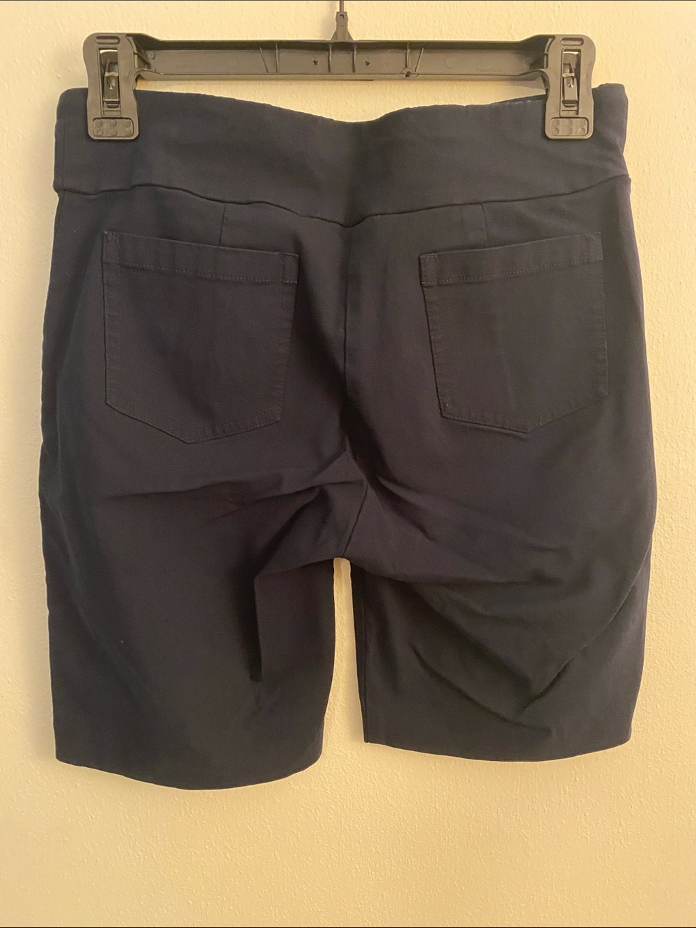 J. McLaughlin Navy Stretch Bermuda Shorts - Picture 2 of 8